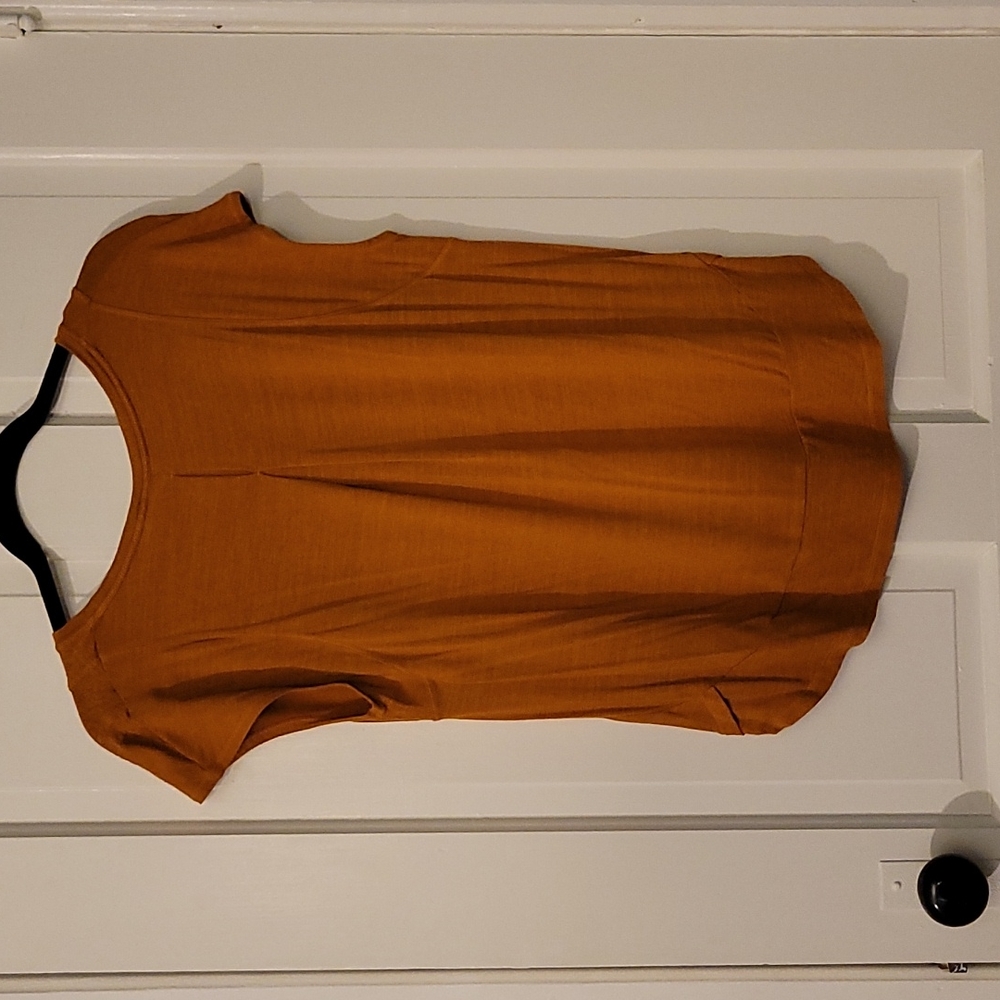 Shirt - Picture 2 of 2